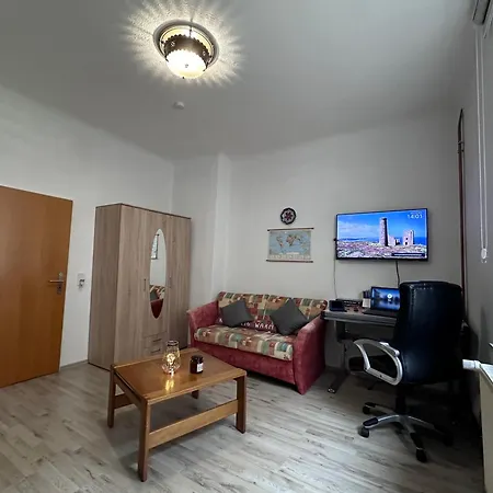 Apartament Geraeumige City